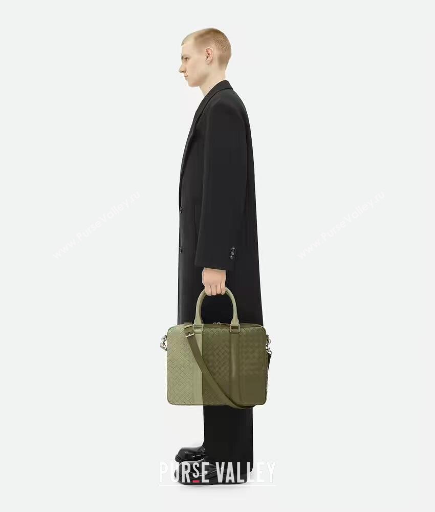 Bottega Veneta Slim Classic Briefcase Bag in Intrecciato Leather 690702 Green 2024 (MS-24013039)