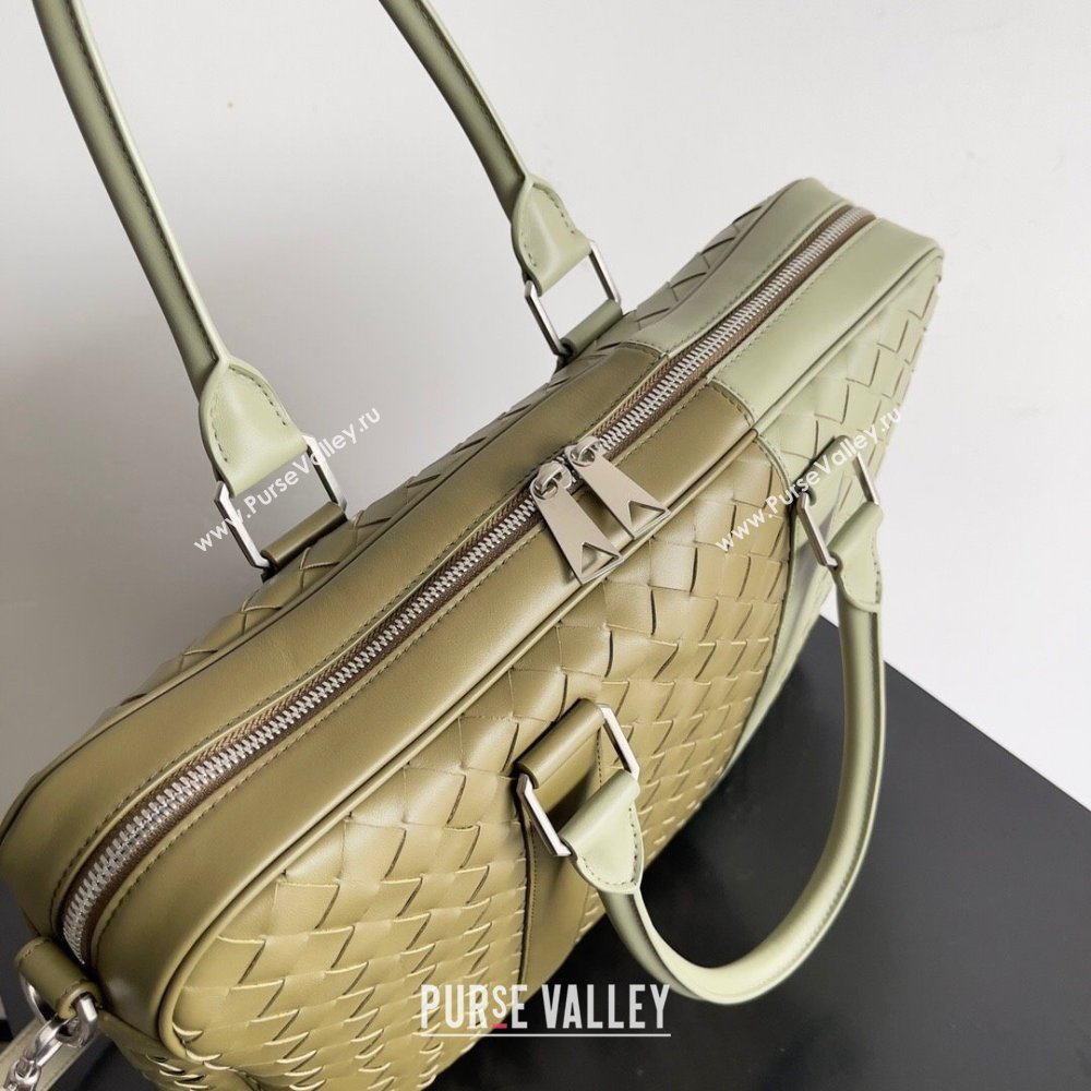 Bottega Veneta Slim Classic Briefcase Bag in Intrecciato Leather 690702 Green 2024 (MS-24013039)