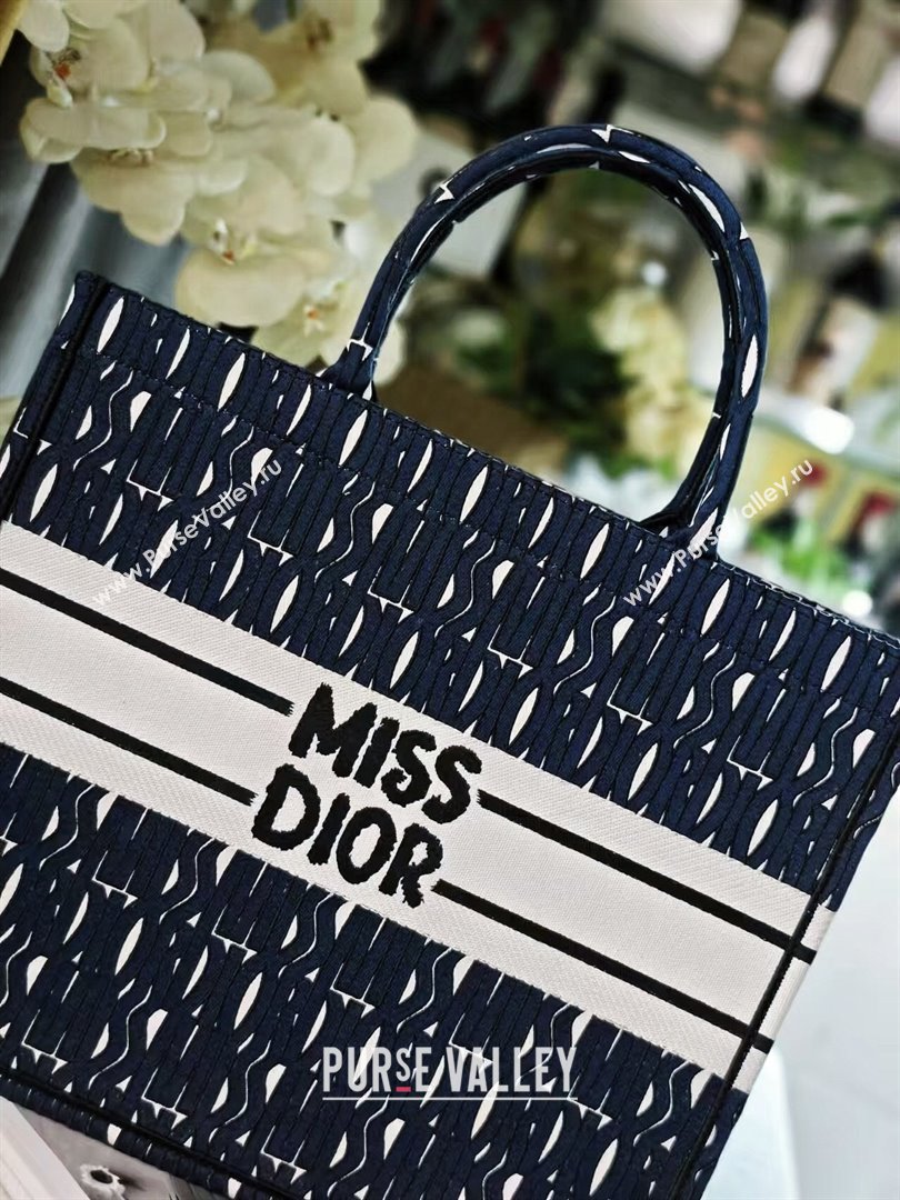 Dior Large Book Tote bag in Blue and White Miss Dior Allover Embroidery 1286 2024 (DMZ-24082310)