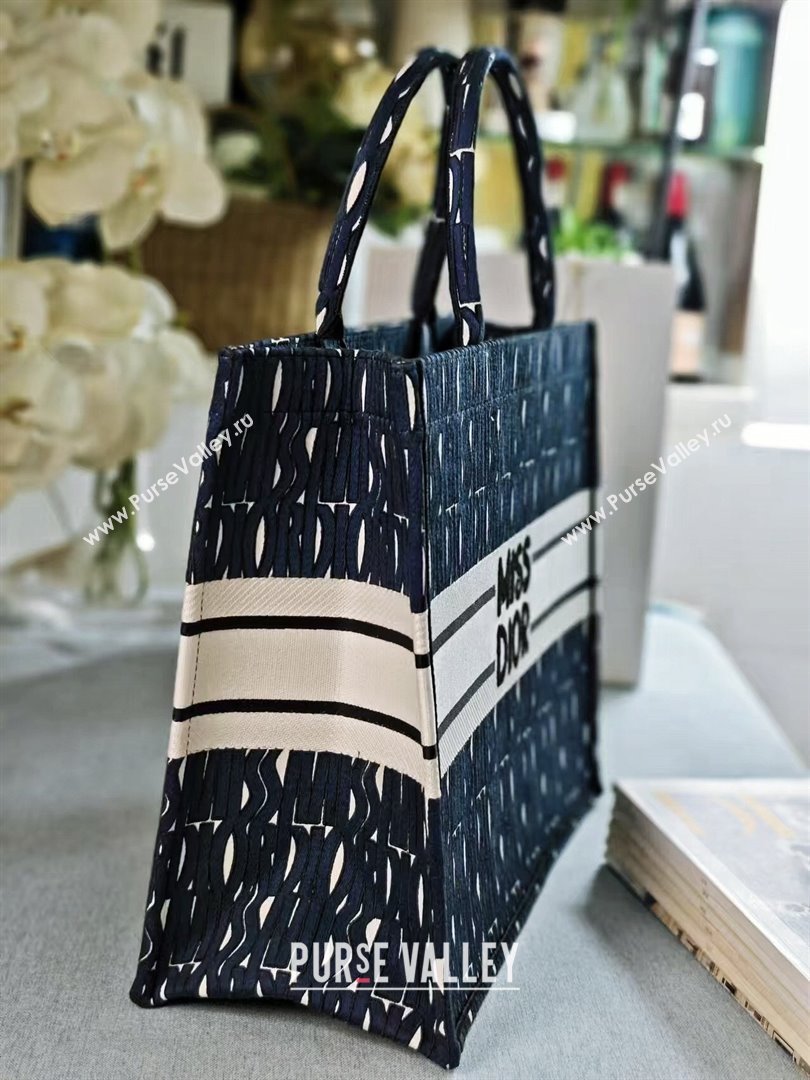 Dior Large Book Tote bag in Blue and White Miss Dior Allover Embroidery 1286 2024 (DMZ-24082310)