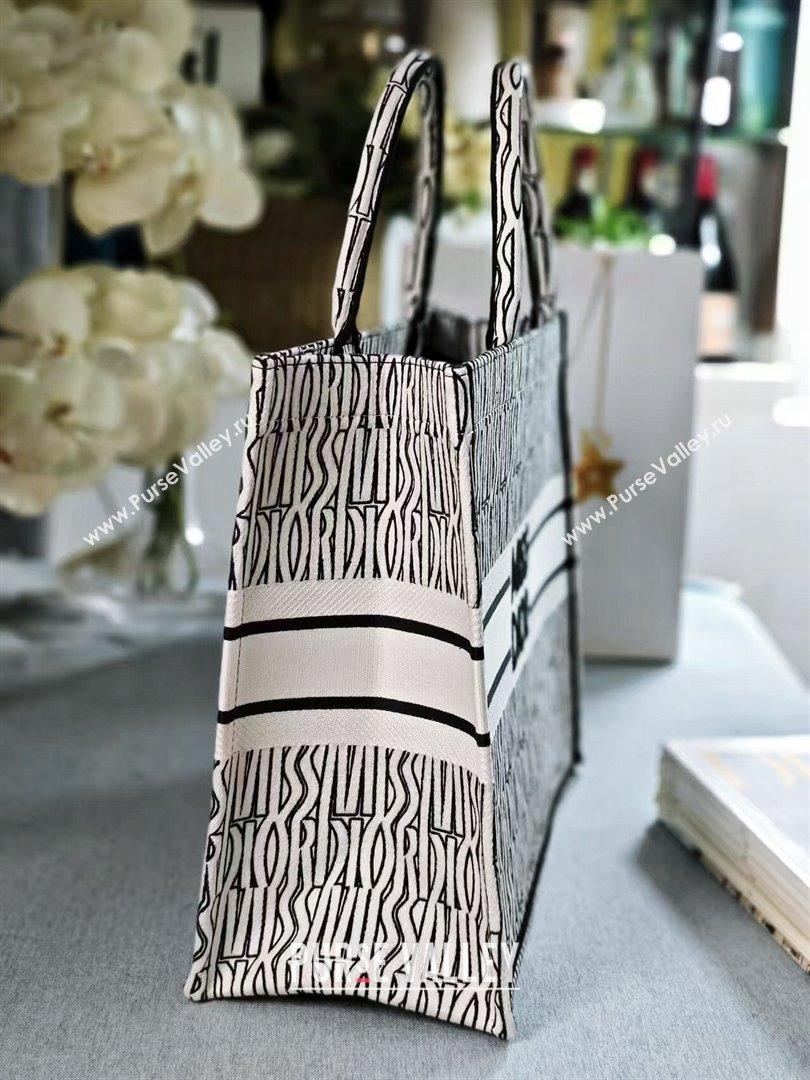 Dior Large Book Tote bag in White and Black Miss Dior Allover Embroidery 1286 2024 (DMZ-24082313)