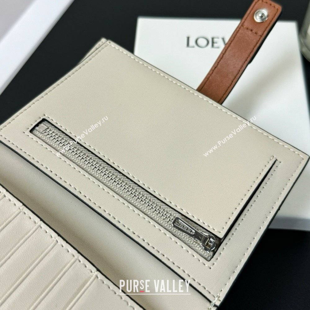 Loewe Bifold Wallet in Grained Calfskin Green 2024 (HY-24032119)