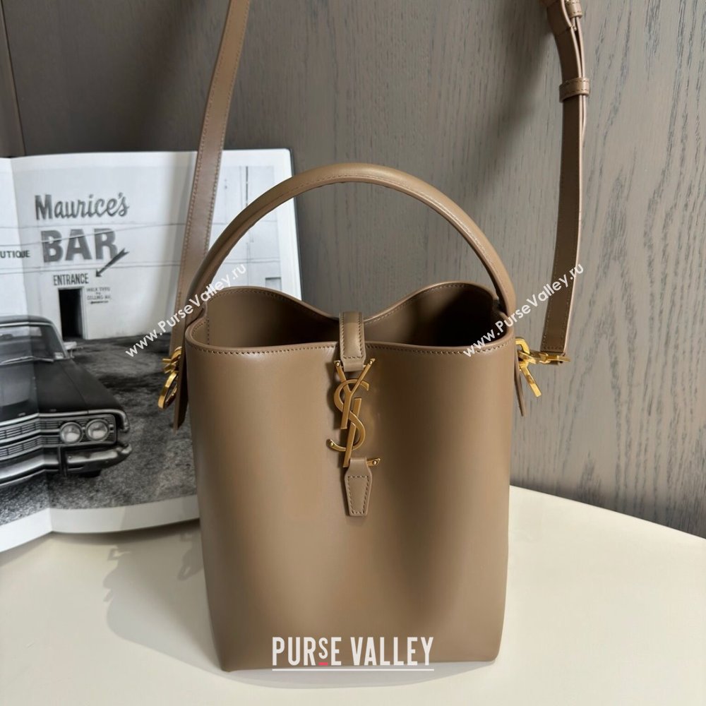 Saint Laurent Le 37 Small Bucket Bag in Shiny Leather 749036 Dark Cork 2024 Top (HONGS-24051409)