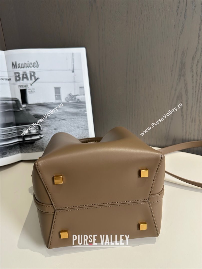 Saint Laurent Le 37 Small Bucket Bag in Shiny Leather 749036 Dark Cork 2024 Top (HONGS-24051409)