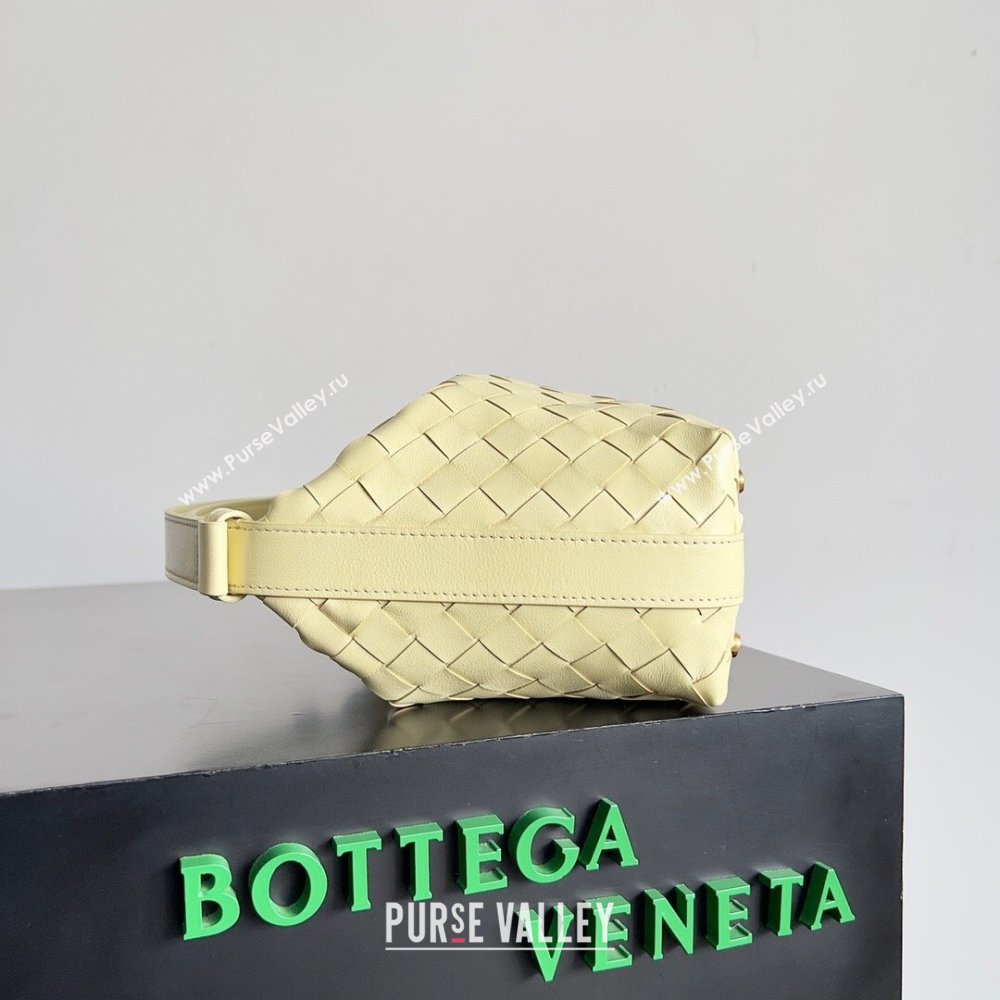 Bottega Veneta Mini Wallace Shoulder Bag in Intrecciato Soft Calfskin Leather 754443 Camomile Yellow 2024 (MS-240119112)