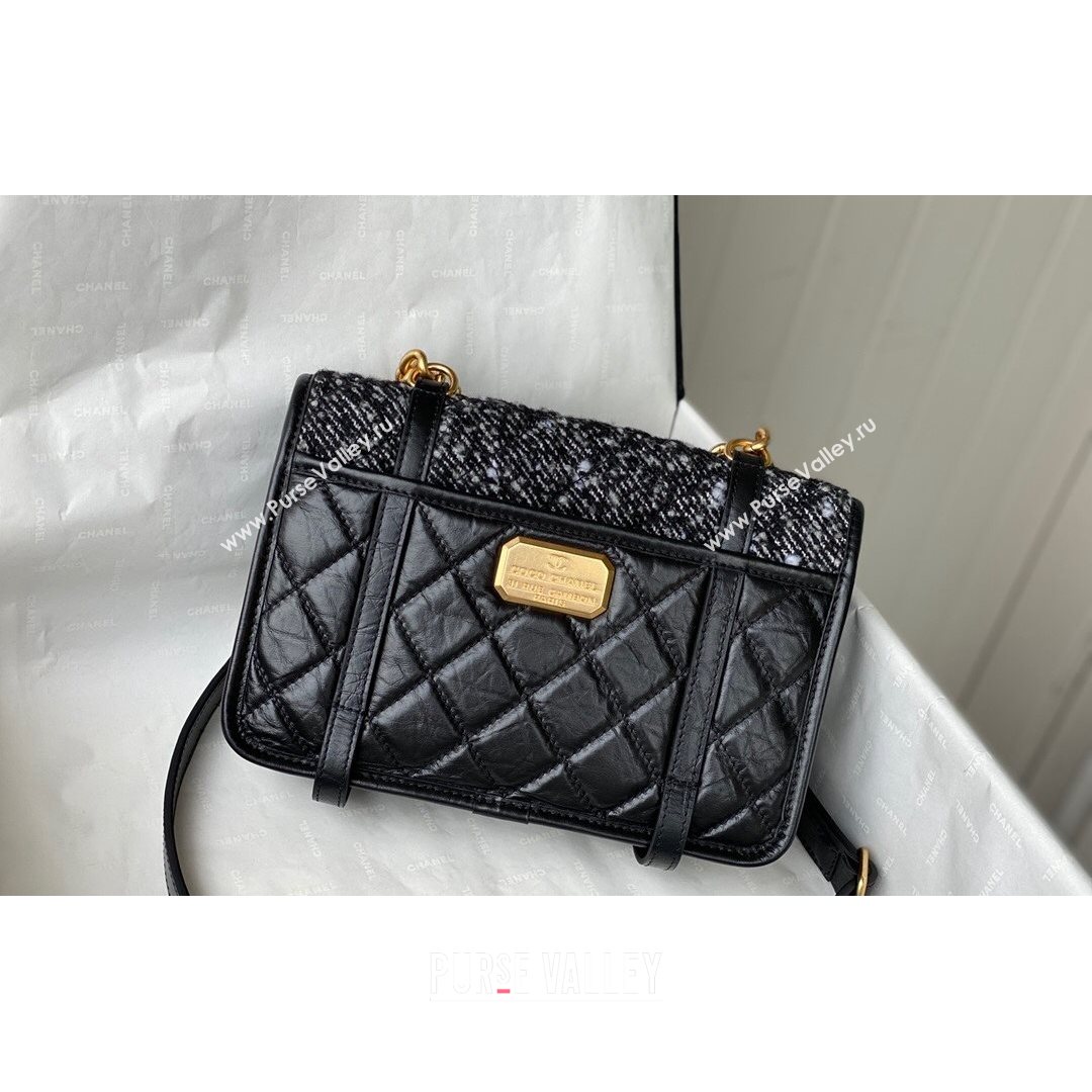 Chanel Tweed & Aged Calfskin Messenger Flap Bag AS2696 Black/White 2021 (SM-21082735)