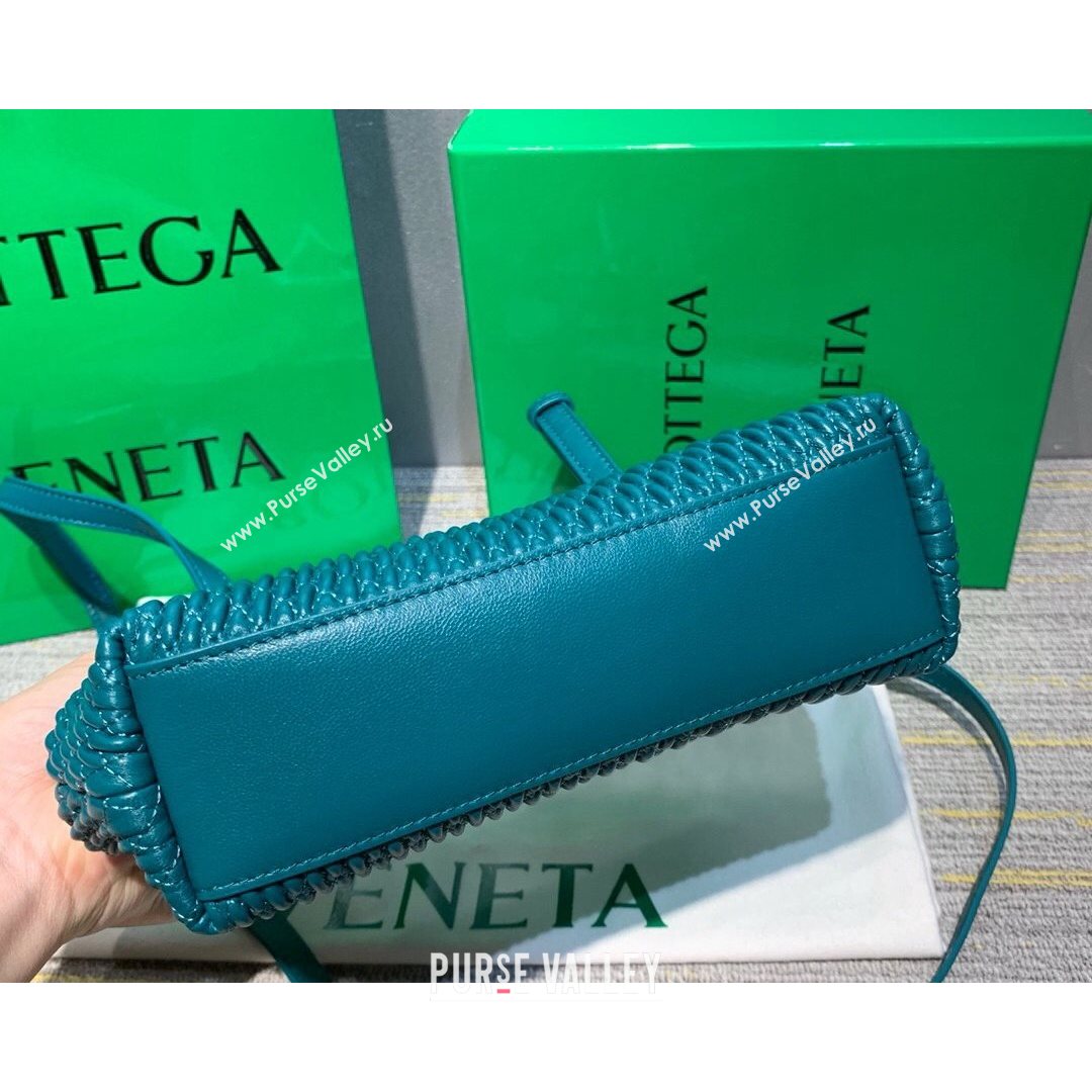 Bottega Veneta Small Point Top Handle Bag in Lozenge Quilted Leather Mallard Green 2021 (MS-21080604)