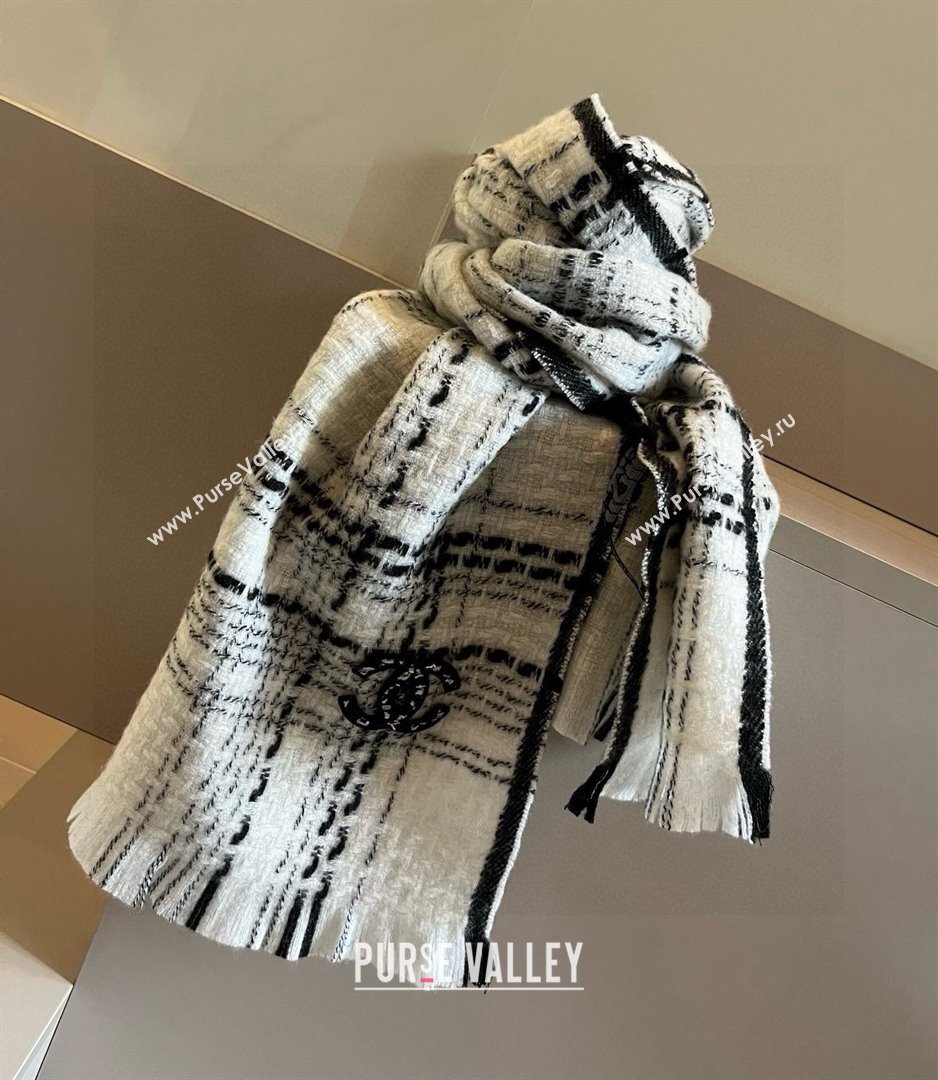 Chanel LongScarf CH121111 White 2024 (O-24121111)