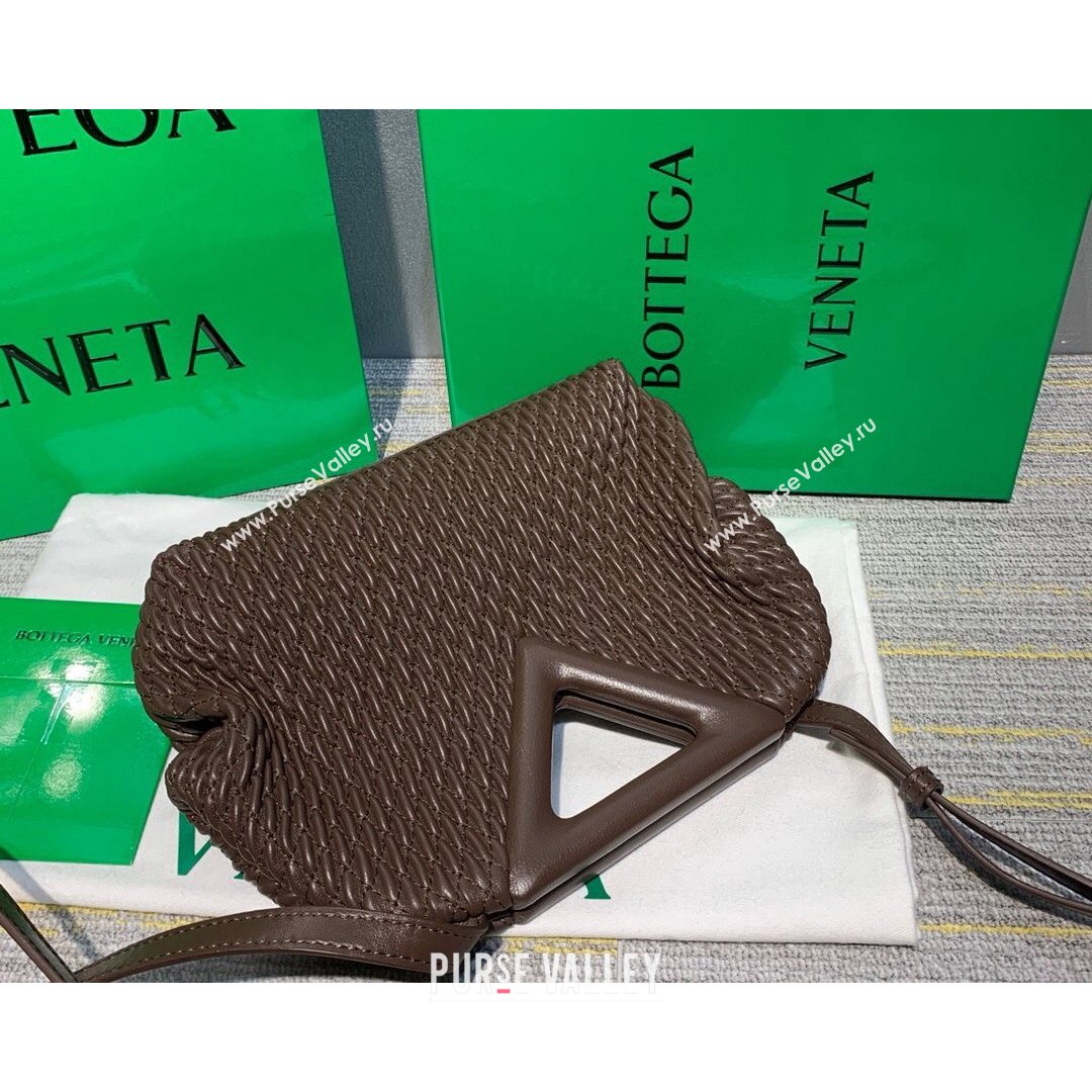 Bottega Veneta Small Point Top Handle Bag in Lozenge Quilted Leather Fondant Brown 2021 (MS-21080608)