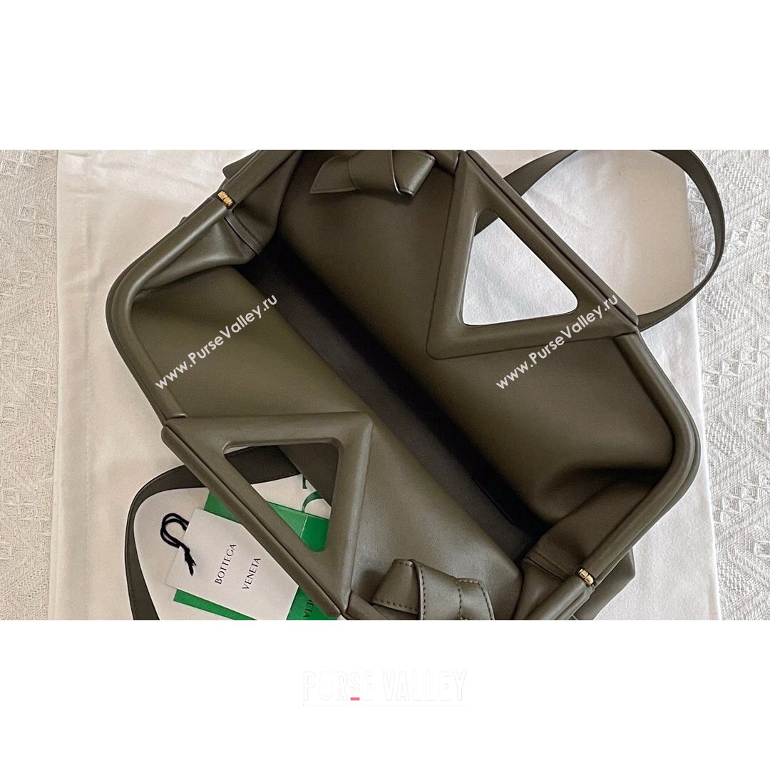 Bottega Veneta Medium Point Calfskin Top Handle Bag Camping Green 2021 (MS-21080610)