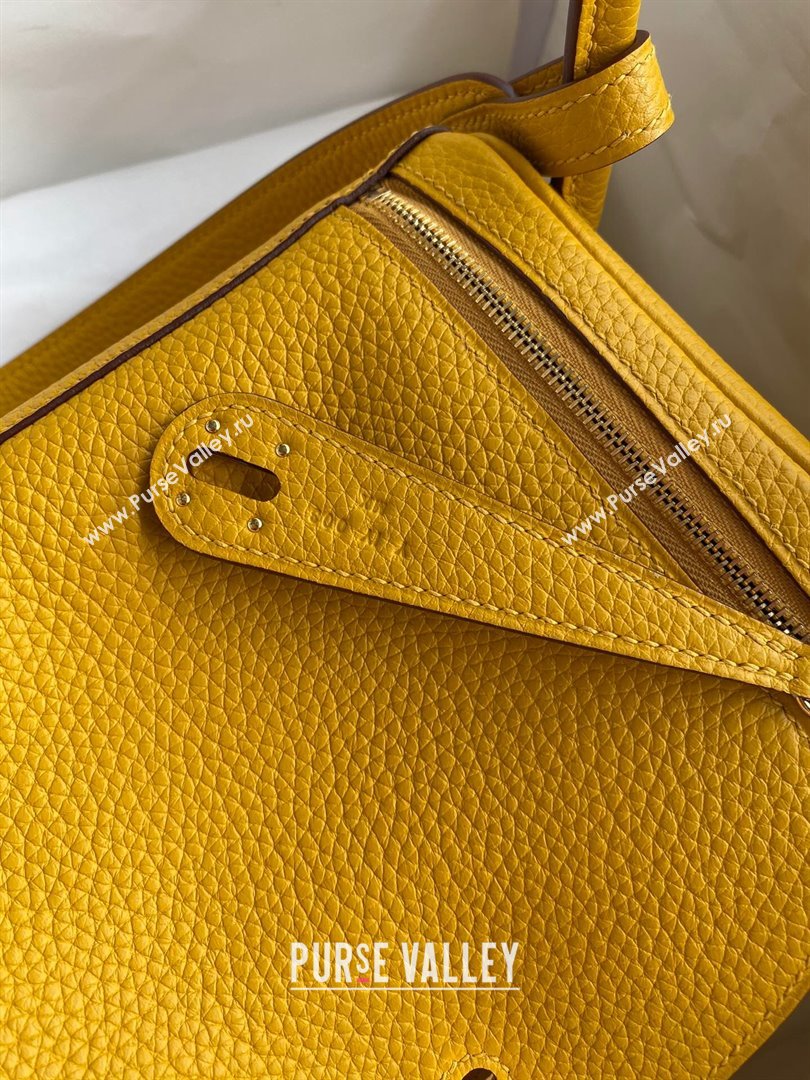 Hermes Lindy 26/30 Bag in Original Taurillon Clemence Leather Amber Yellow/Gold 2024(Full Handmade) (XYA-24051508)