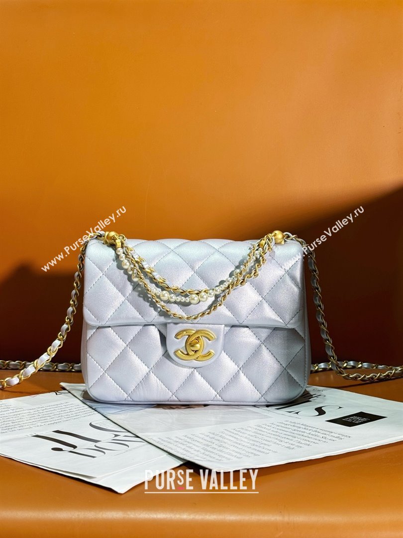 Chanel Shiny Lambskin Small Flap Bag with Chain and Pearls AS4384 Black 2024 (YEZI-24032208)