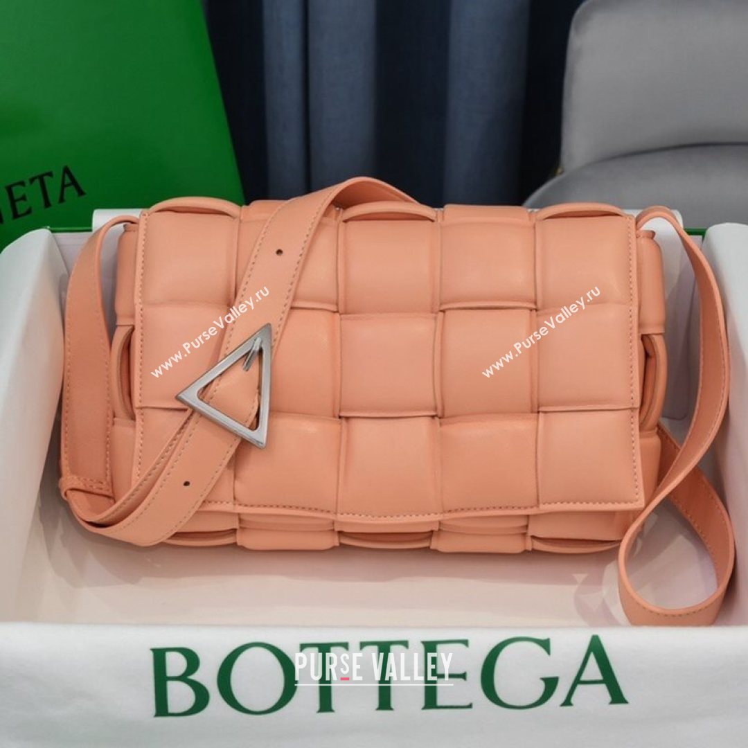 Bottega Veneta Padded Cassette Medium Crossbody Messenger Bag Peachy Pink 2021   (MS-21080618)