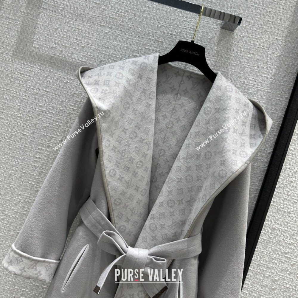 Louis Vuitton FLIGHT MODE Reversible Signature Hooded Wrap Coat 1AC02P Grey 2023 (Q-23120608)