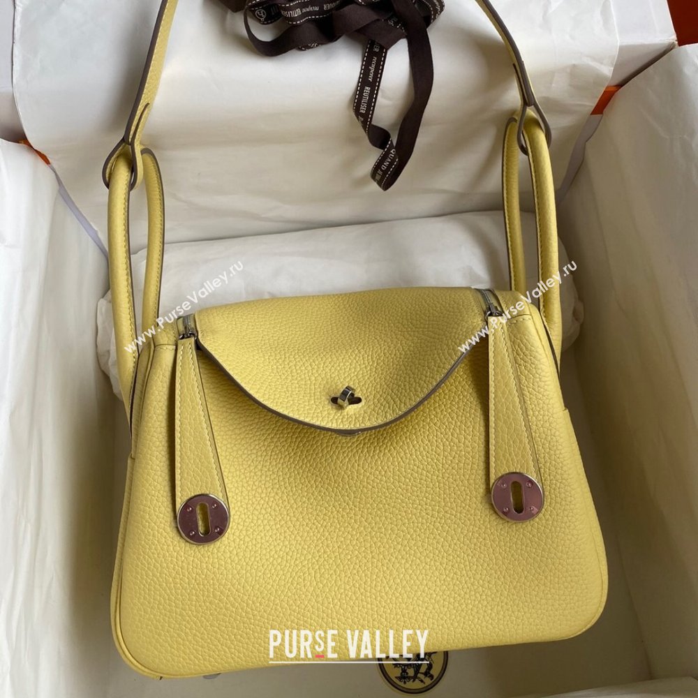 Hermes Lindy 26/30 Bag in Original Taurillon Clemence Leather Chick Yellow/Silver 2024(Full Handmade) (XYA-24051518)
