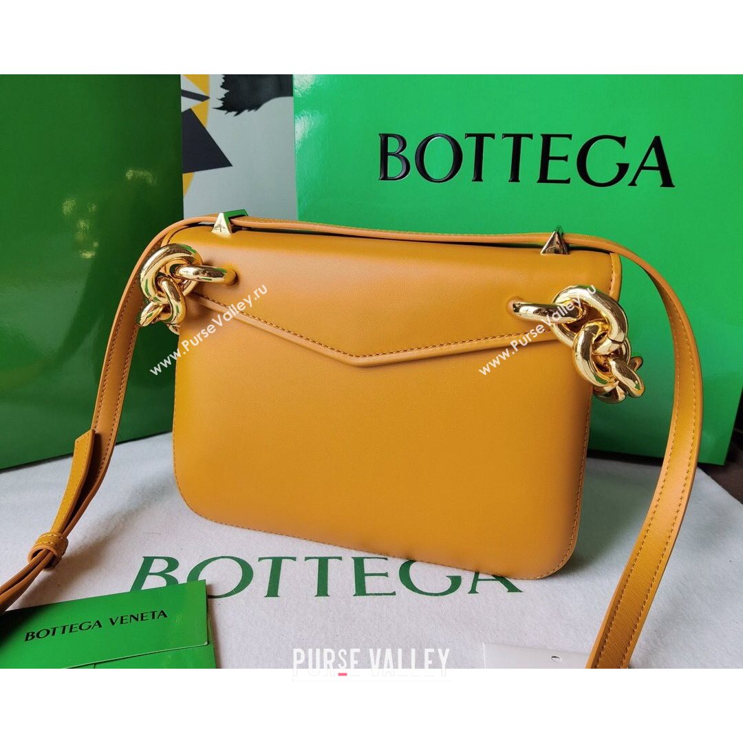 Bottega Veneta Mount Smooth Calfskin Small Chain Envelope Bag Cob Yellow 2021 (WT-21080625)