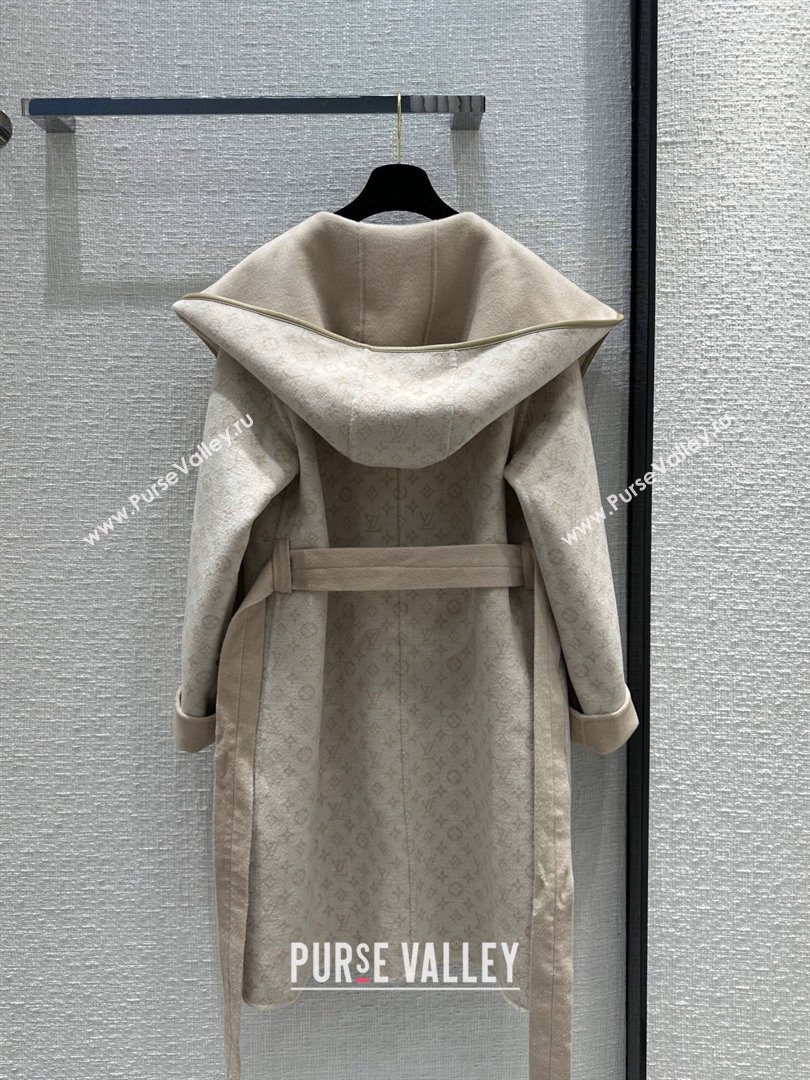 Louis Vuitton FLIGHT MODE Reversible Signature Hooded Wrap Coat 1AC02P Beige 2023 (Q-23120609)