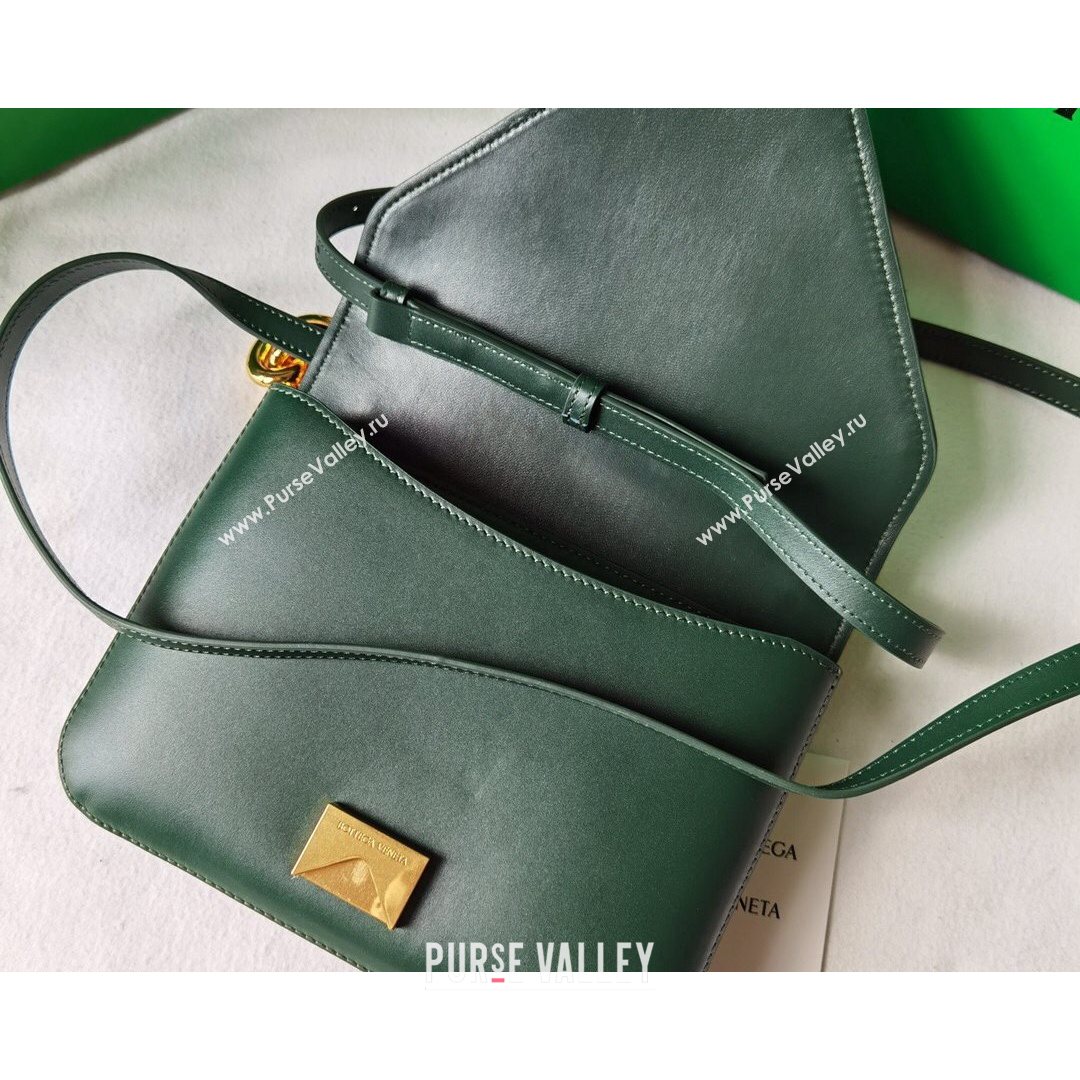 Bottega Veneta Mount Smooth Calfskin Small Chain Envelope Bag Raintree Green 2021 (WT-21080626)