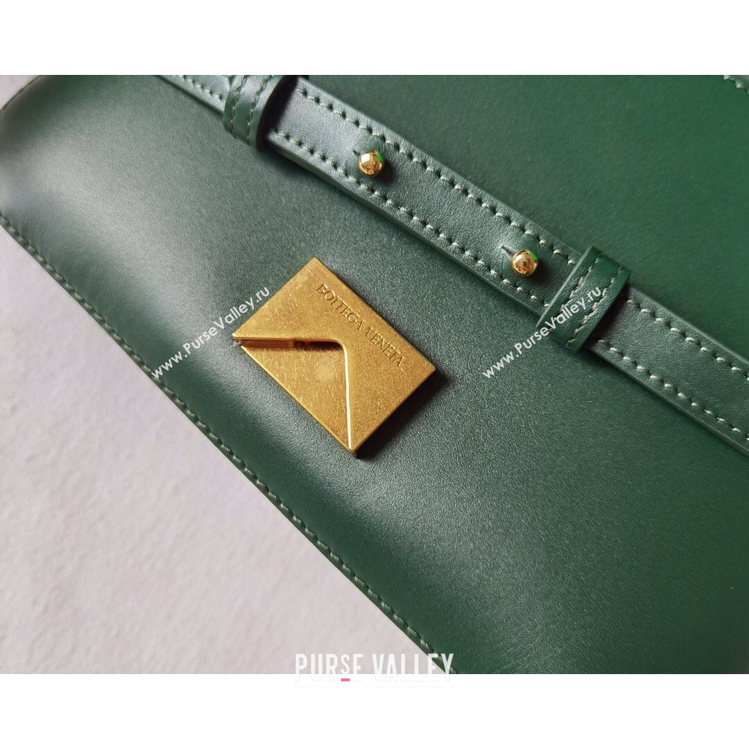 Bottega Veneta Mount Smooth Calfskin Small Chain Envelope Bag Raintree Green 2021 (WT-21080626)