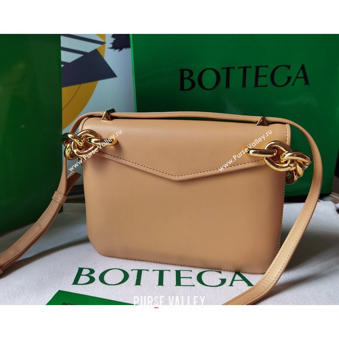 Bottega Veneta Mount Smooth Calfskin Small Chain Envelope Bag Almond Beige 2021 (WT-21080627)