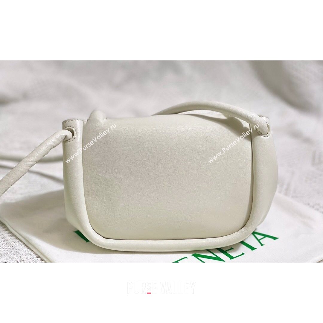 Bottega Veneta Beak Small Lambskin Crossbody Bag Chalk White 2021 (WT-21080631)