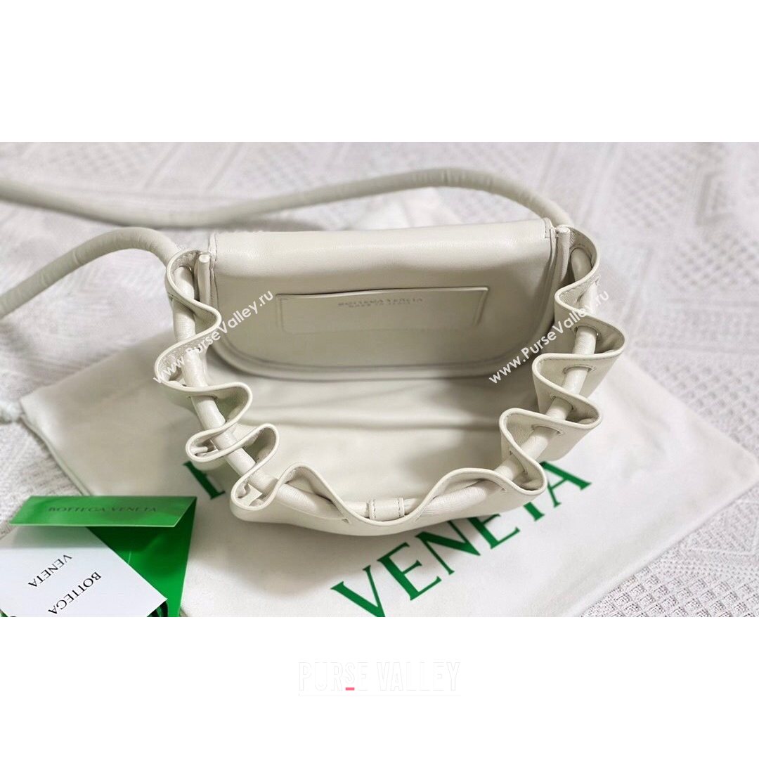 Bottega Veneta Beak Small Lambskin Crossbody Bag Chalk White 2021 (WT-21080631)