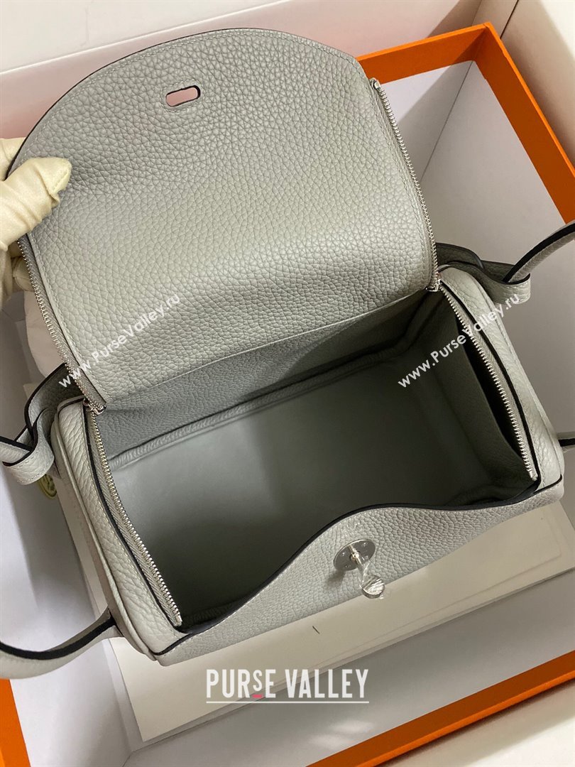 Hermes Lindy 26/30 Bag in Original Taurillon Clemence Leather Seagull Grey/Silver 2024(Full Handmade) (XYA-24051529)