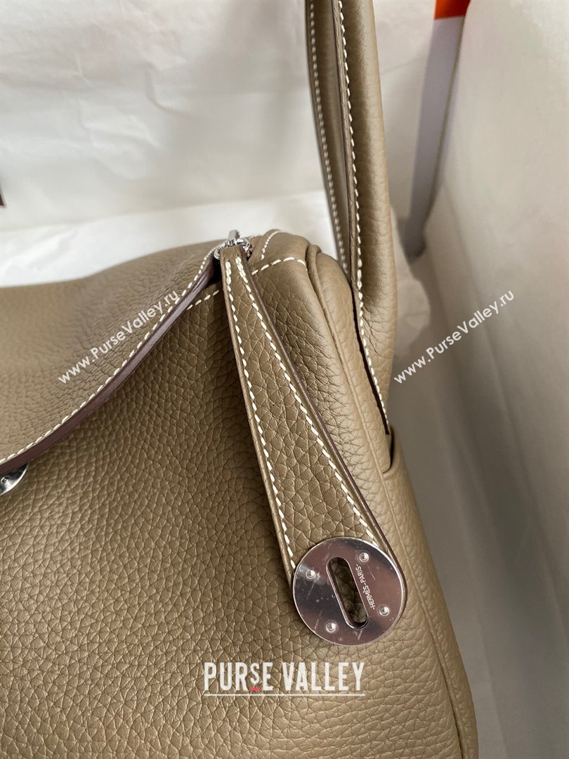 Hermes Lindy 26/30 Bag in Original Taurillon Clemence Leather Etoupe/Silver 2024(Full Handmade) (XYA-24051531)