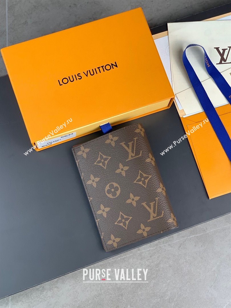 Louis Vuitton Passport Cover in Monogram Canvas M64502 2023 (K-23120507)