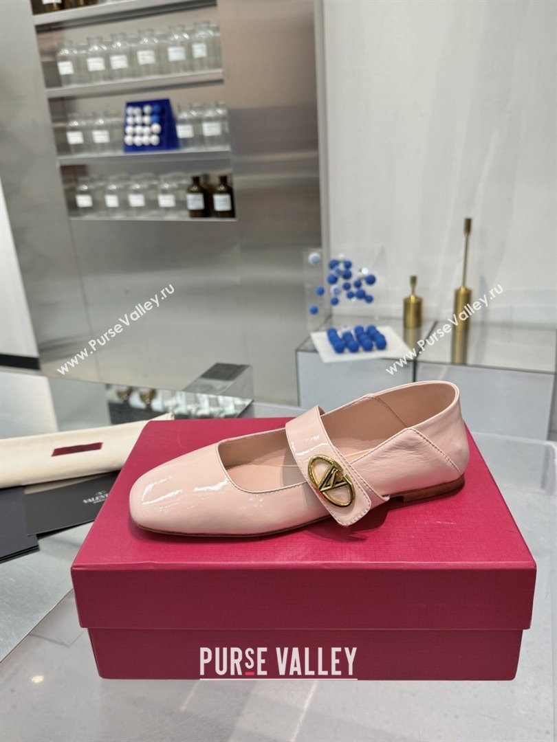 Valentino VLogo Locker Mary-Jane Ballerina in Patent Calfskin Nude Pink 2024 (XL-24082806)