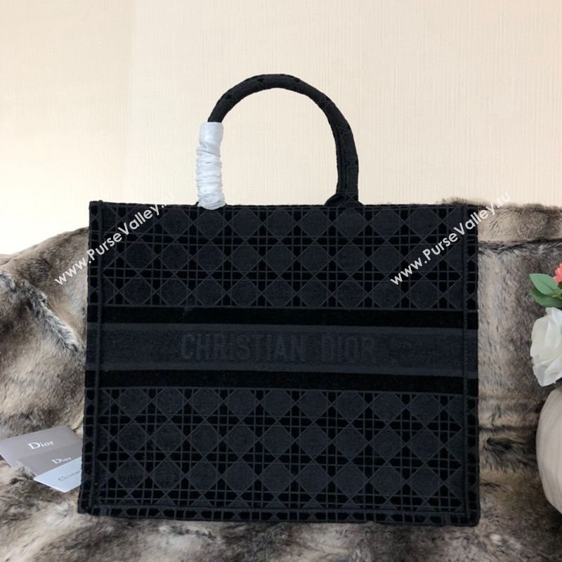 Dior Small Book Tote Bag in Black Cannage Embroidered Velvet 2020 (XXG-20112634)