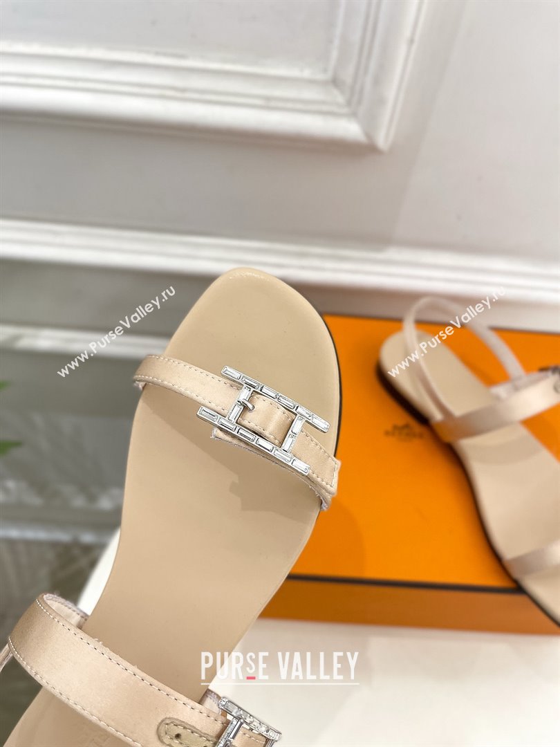 Hermes Satin Judy Flat Sandals Beige 2025 (MD-25030703)