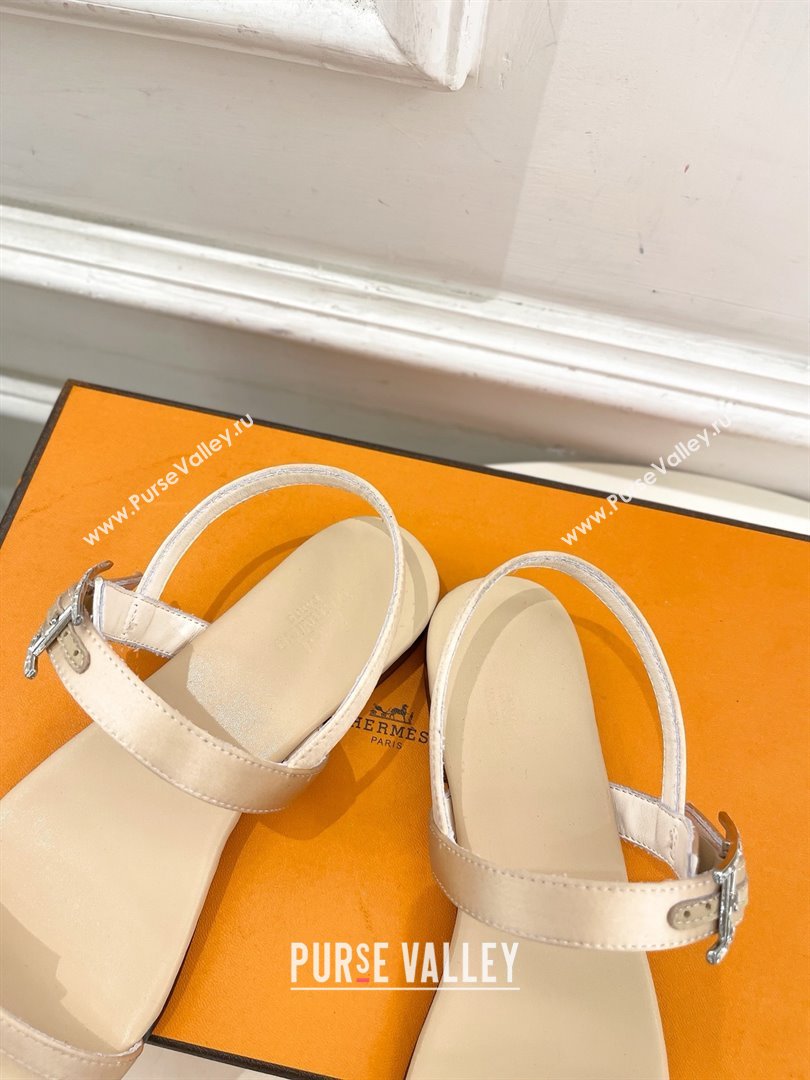 Hermes Satin Judy Flat Sandals Beige 2025 (MD-25030703)