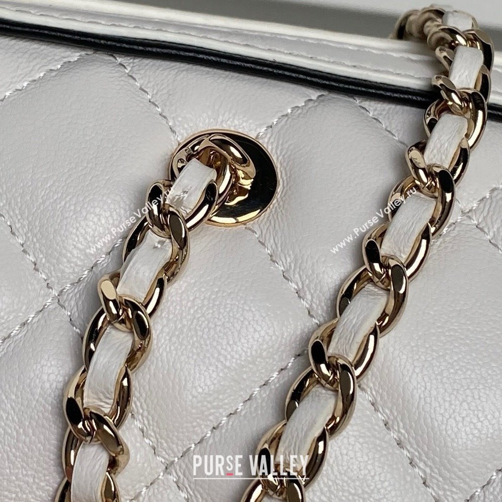 Chanel Lambskin Clutch with Chain AP4515 White/Black 2025 (YEZI-25030716)