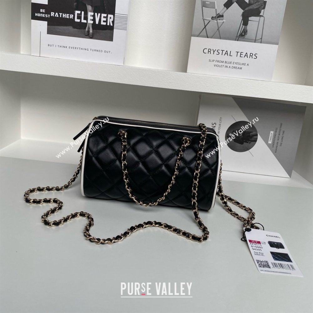 Chanel Lambskin Clutch with Chain AP4515 Black/White 2025 (YEZI-25030717)
