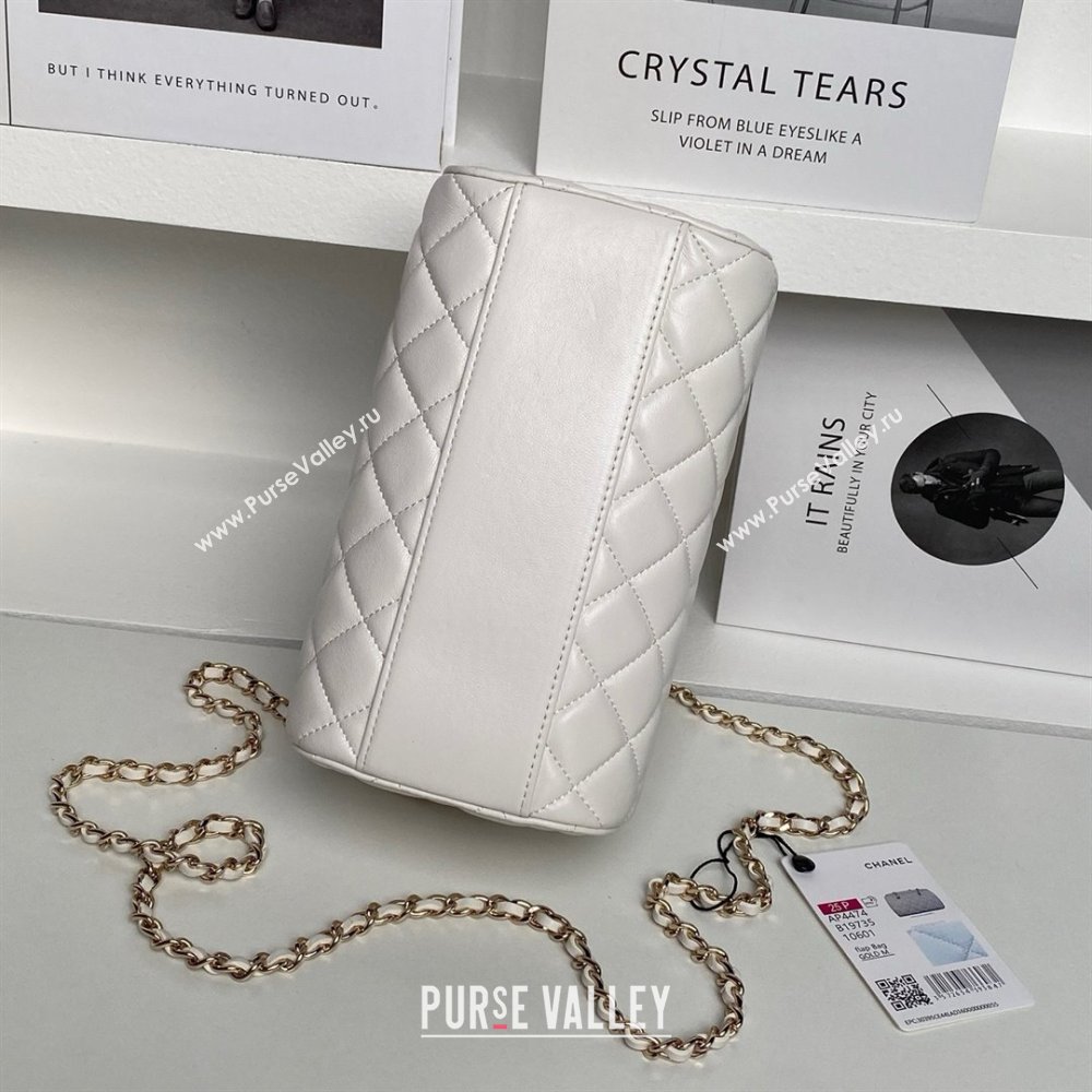 Chanel Lambskin Clutch with Chain AP4515 White/Gold 2025 (YEZI-25030718)