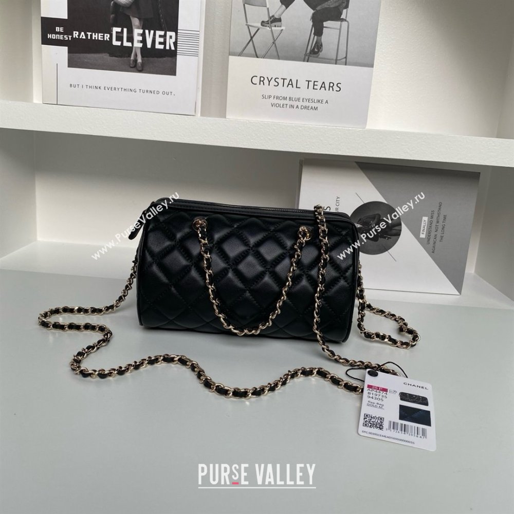 Chanel Lambskin Clutch with Chain AP4515 Black/Gold 2025 (YEZI-25030719)