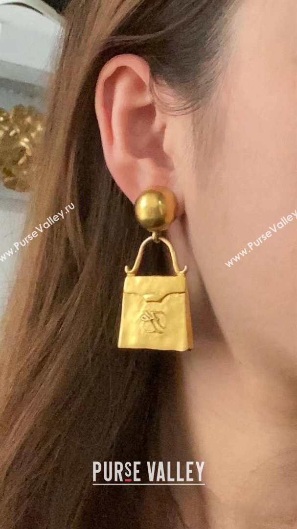 Fendi Pendant Clip-on Earrings F12548 Gold 2024 (YF-24012548)