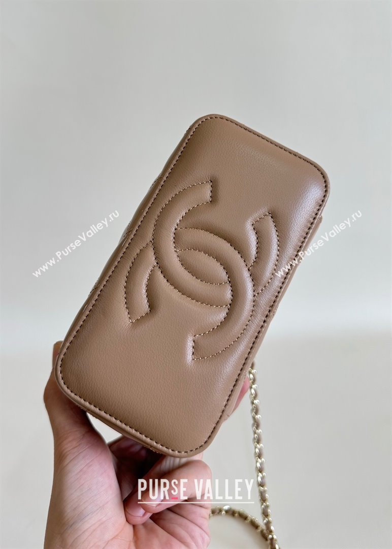 Chanel Clutch with Chain in Patent Calfskin AP2199 Bag Beige 2024 (YUND-24101614)