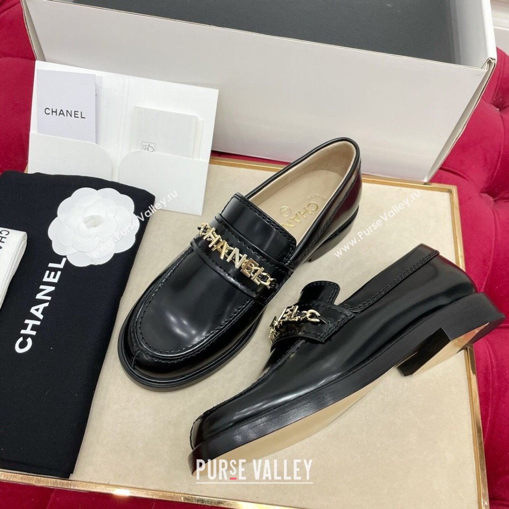 Chanel Shiny Calfskin Loafers with CHANEL Chain Black 2024 CH101631 (queen-241016132)