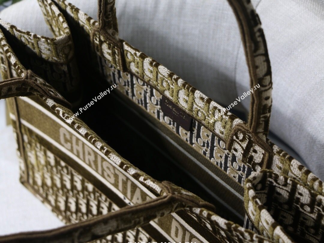 Dior Small Book Tote Bag in Brown Oblique Embroidered Velvet 2020 (XXG-20112625)