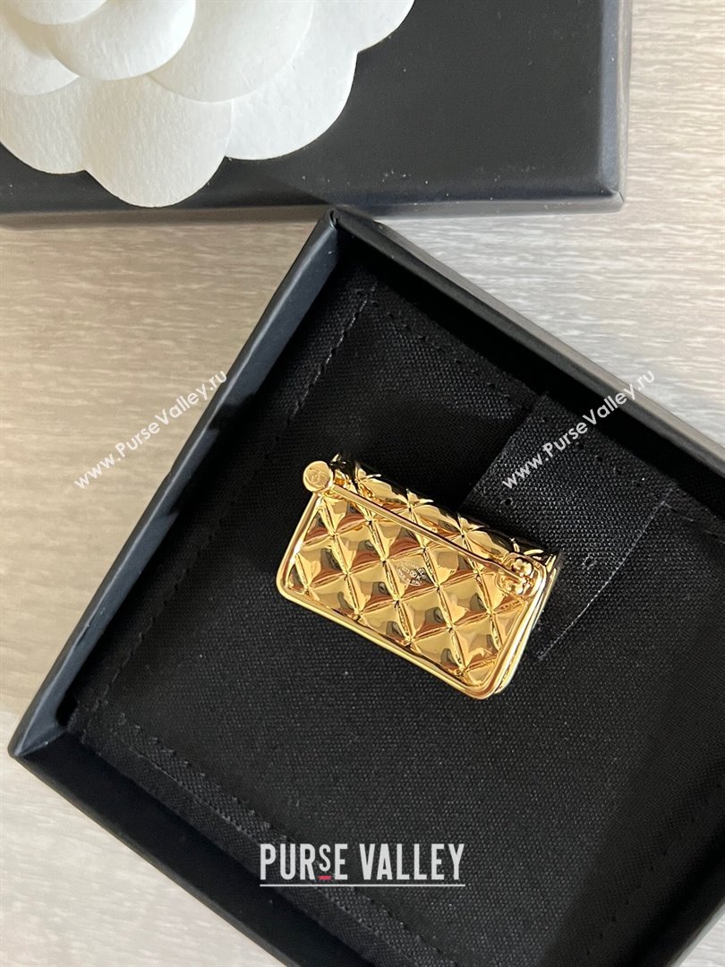 Chanel Metal Bag Brooch CH12625 Gold 2024 (YF-24012625)