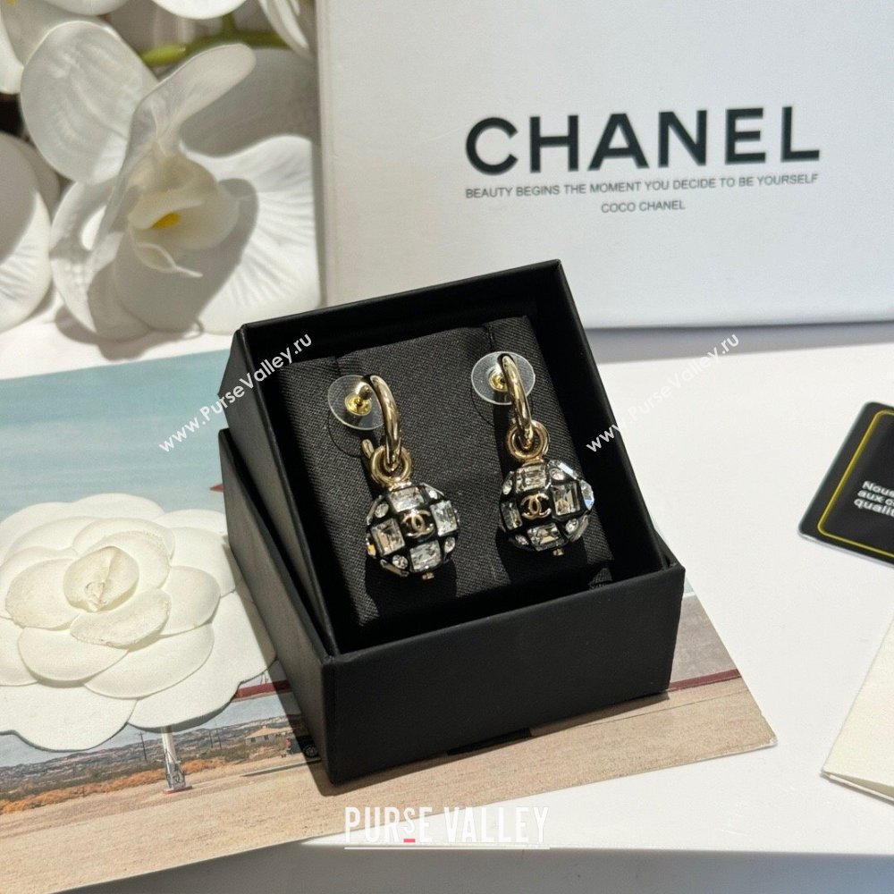 Chanel Round Stud Earrings CH12626 Black 2024 (YF-24012626)