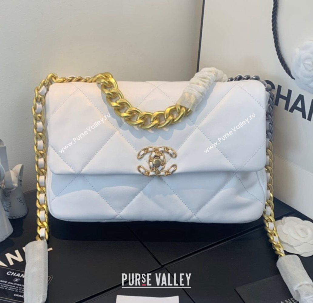 Chanel Quilted Lambskin Chanel 19 Large Flap Bag AS1161 White 2020  (SS-20111976)