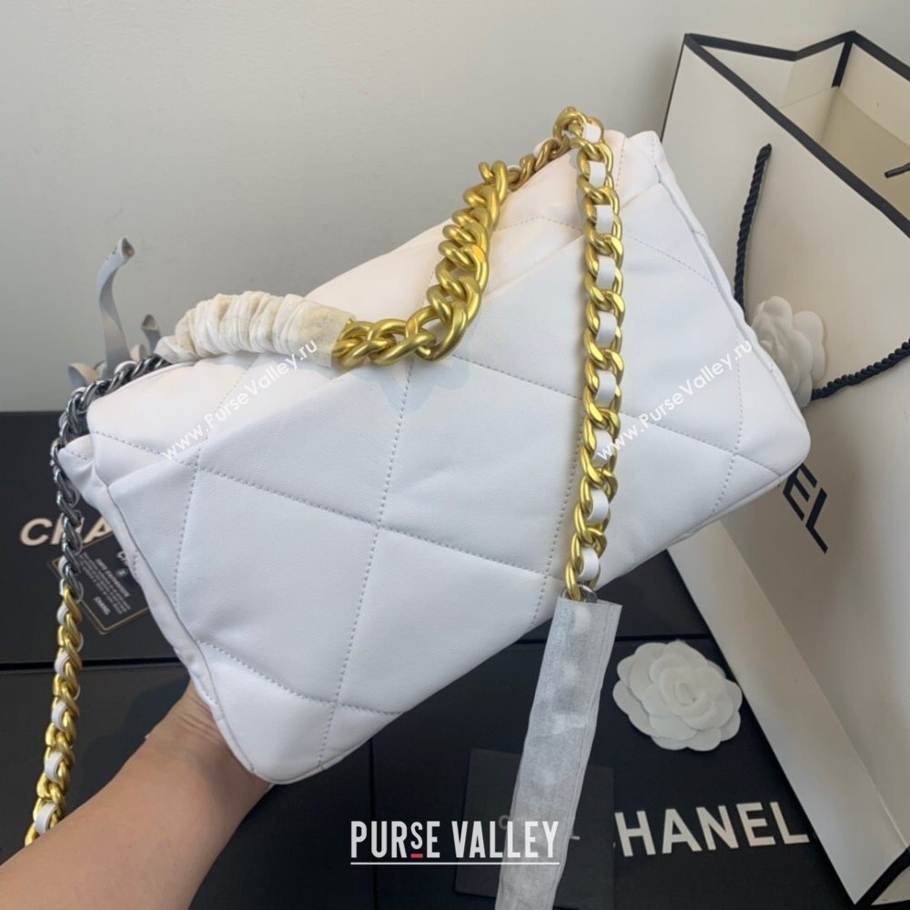 Chanel Quilted Lambskin Chanel 19 Large Flap Bag AS1161 White 2020  (SS-20111976)