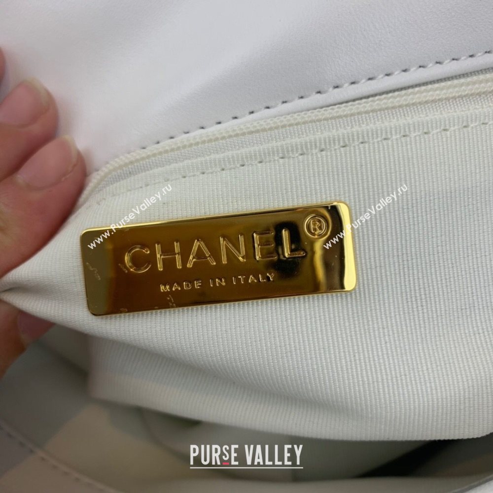 Chanel Quilted Lambskin Chanel 19 Large Flap Bag AS1161 White 2020  (SS-20111976)