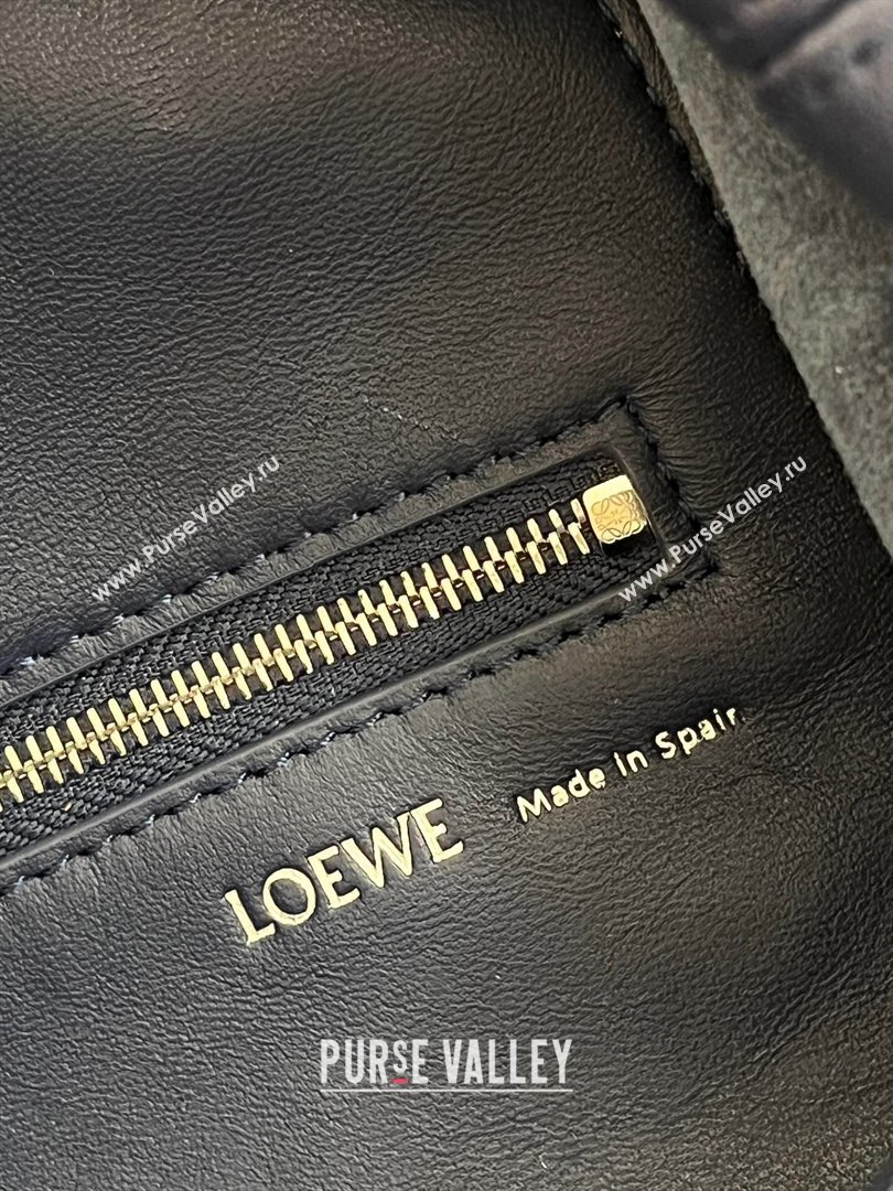 Loewe Medium Squeeze Bag in Mellow Nappa Lambskin 9041 Abyss Blue 2024 Top (KE-24090208)