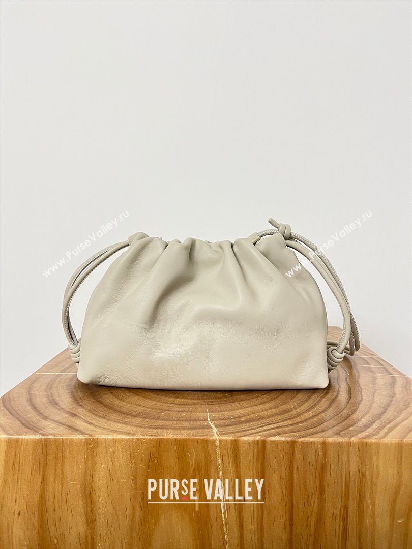 Loewe Medium Flamenco Purse in Mellow Nappa Lambskin 9057 White 2024 Top (KE-24090213)