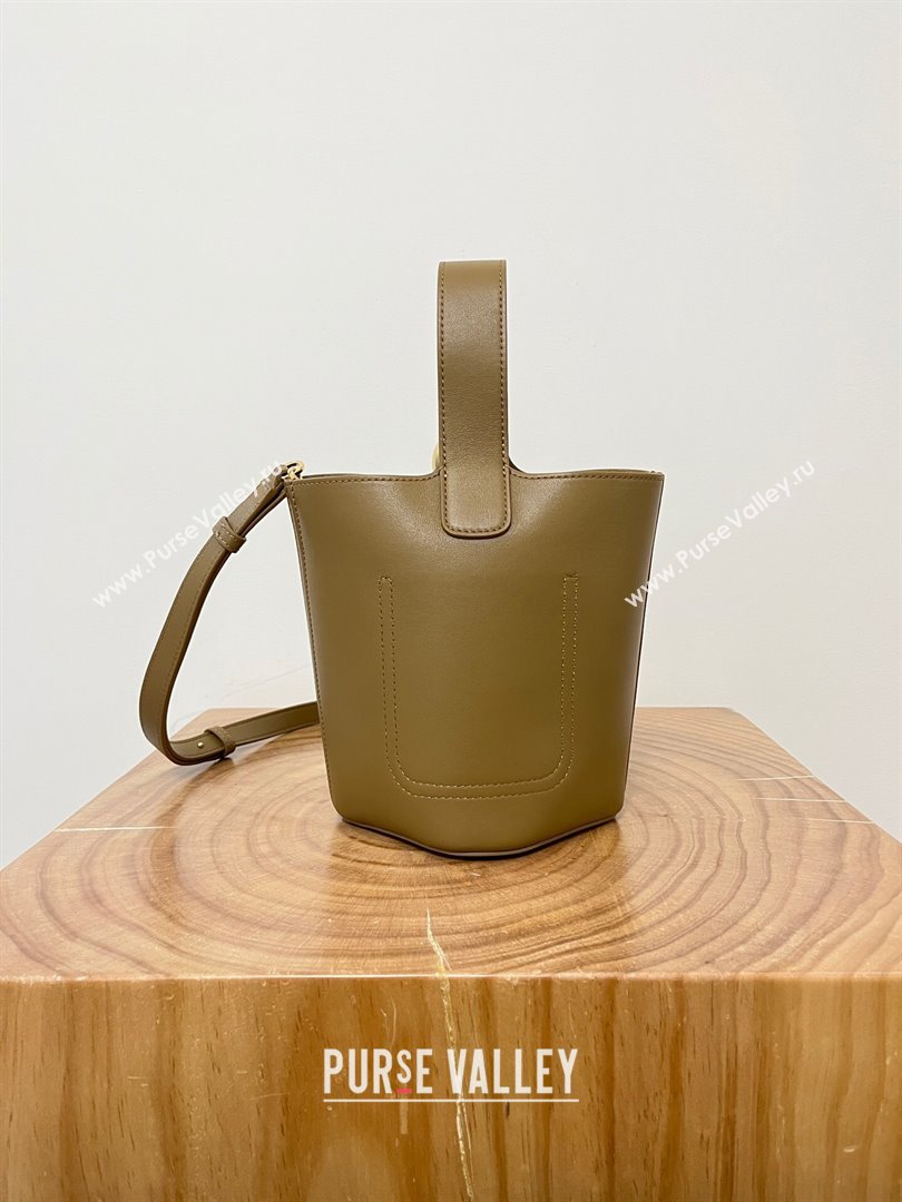 Loewe Mini Pebble Bucket bag in mellow calfskin Oak Brown 2024 Top (KE-24090217)