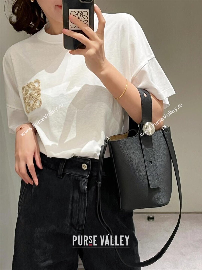 Loewe Mini Pebble Bucket bag in Soft Grained Calfskin 9047 Black 2024 Top (KE-24090220)